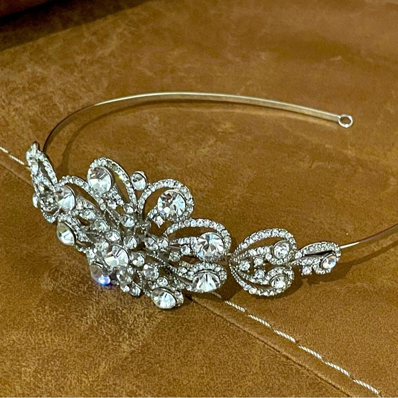 Rinestone, sparkly headband - Picture 2 of 3